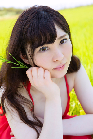 女人洗澡不关门